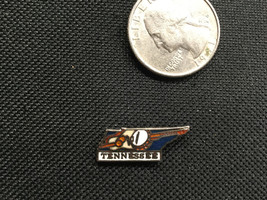 Nice Vintage TENNESSEE Musician Music Guitar Banjo Mental Enamel Lapel P... - $9.22