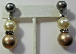 Vintage Signed Crown Trifari Silver-tone Faux Pearl Dangle Clip-on Earrings - €20,03 EUR Vintage Signed Crown Trifari Silver-tone Faux Pearl Dangle Clip-on Earrings - €20,03 EUR