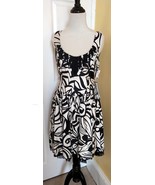 KENSIE Black/White Sleeveless Beaded Silk Dress w/ Gathered Waistline (6... - $33.37 CAD