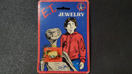 ET JEWELRY Anstecker Mega Rare Movie Pin Sammlerstück - £44.54 GBP