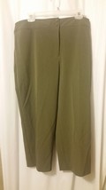 Sag Harbor Stretch - Crop Capri Pants Size 16 NWT Martini Olive     B19/ - $14.52