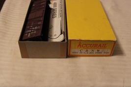 HO Scale Accurail, 40&#39; Box Car, Chicago &amp; North Western, Brown, #147388 ... - £22.71 GBP