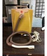 Vintage Hoover 2011 Canister- Works. VAC-4 - $1,843.65 MXN