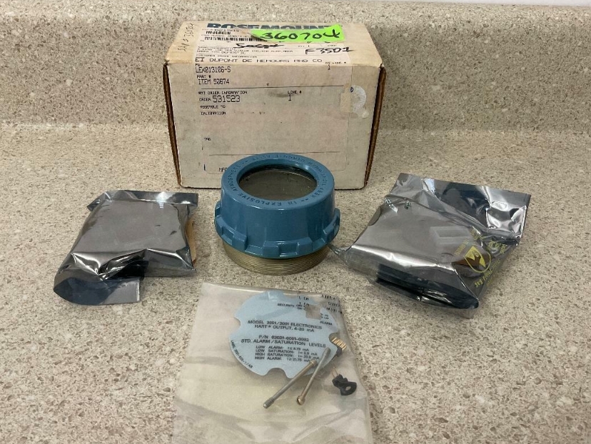 New Fisher Rosemount LCD Meter 3031 Kit # 03031-0193-1101 Rev h - $399.00