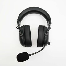 Razer BlackShark V2 HyperSpeed Wireless Bluetooth Gaming Headset - Black image 3