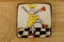 Vintage Costume Jewelry Hand Painted Porcelain Lady Heart Valentines Day Brooch - £19.71 GBP