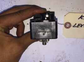 2006-08 LEXUS IS250 IS350 FRONT RIGHT PASSENGER SIDE POWER SEAT LUMBAR MOTOR image 5