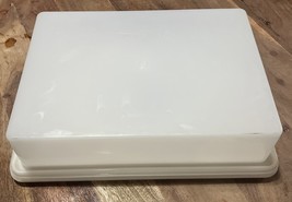 VTG Tupperware Sheet Cake Carrier W/Lid No Handle White Base,  9x13 Retr... - $255.31 MXN
