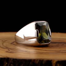 Hombres Anillo 925K Plata de Ley Turkish Hecho Joyería Peridoto Piedra All Talla - £42.60 GBP