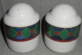 An item in the Pottery & Glass category: Pfaltzgraff ALMALFI CLASSIC PATTERN Salt and Pepper Set