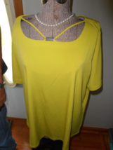 QVC Susan Graver Mustard Yellow Short Sleeve Sexy Polyester Spandex top Sz 1X - £19.42 GBP
