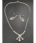 Vintage Rhinestone Necklace Earrings Set Silver Tone Screw Back Bridal Prom - $41.71 CAD