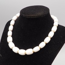 Trifari Goldtone &amp; White Plastic Beaded Necklace Costume Jewelry - £35.93 GBP