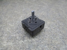 JENN-AIR RANGE SWITCH PART # 7403P402-60 W11120791 - $32.00