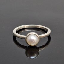 925 Sterling Silver - Natural White Pearl Ring Size 6.75 - £19.28 GBP