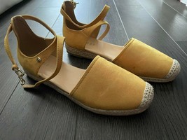 new GUESS women&#39;s GF CADEY Ankle Strap Sandals sz 8.5 Yelllow Espadrilles Shoes - £37.92 GBP