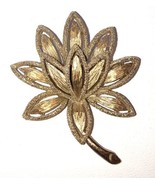 Vintage Avon Brooch Pin Textured Gold Tone Leaf 2 1/2 inches - £17.28 GBP