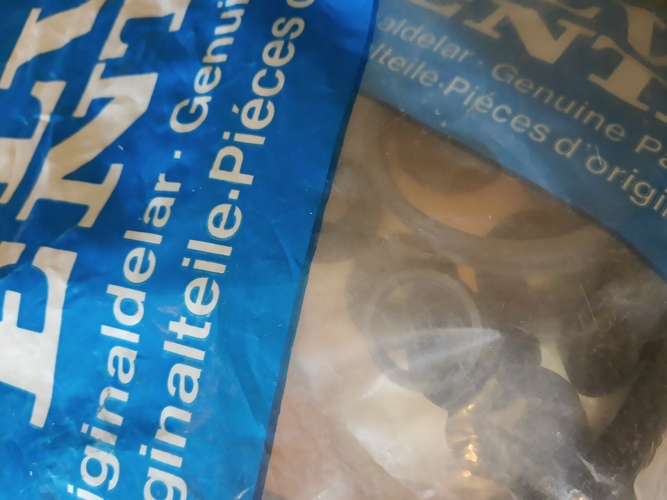 OEM NOS Volvo Boat Engine Water Pump Sealing Seal O anello Kit # 1542833 7 Item image 3