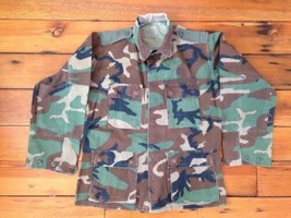 Vtg US Army Hot Weather Coat Woodland Camo Combat Pattern Med-Reg 46&quot; Chest - $36.99