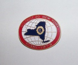 1973 VINTAGE LIONS INTERNATIONAL NEW YORK DISTRICT 20 MIAMI LAPEL BADGE PIN - $5.93