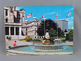 Vintage Postcard - Centennial Fountain Victoria Canada - Wright Everytime - £11.76 GBP