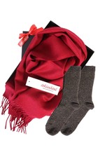 BestSockDrawer Alpaca wool scarf and GOLD socks gift box for women - £78.91 GBP