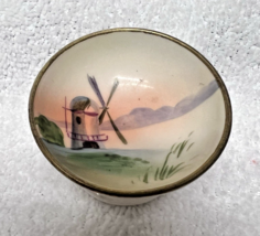 Hand Painted Nippon Windmill Pedestal Open Salt Dip 2 1/8 W x 1 1/4 W - $300.71 MXN