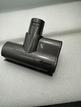GENUINE Dyson V6 Mini Motorized Vacuum Head Brush Attachment 62748 OEM … - $13.09
