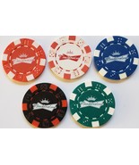 5 Budweiser Souvenir Casino Chips, Red, White, Blue, Black Green - $148.70 MXN