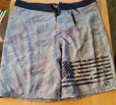 Wave Zone Mens Swim Trunks Board Shorts Size 40 Camoflauge American Flag - £18.20 GBP