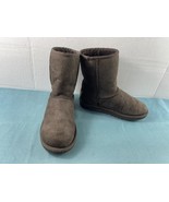 Ugg Australia Boots Kids Youth 3M Classic Shoes Brown Suede Leather Pull... - $26.88 CAD