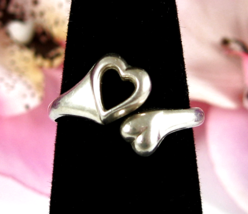 2 HEARTS Vintage STERLING SILVER Wrap RING Open and Solid Front Ends Size 8 - £13.47 GBP