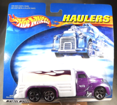 2000 Hot Wheels 89289 HAULERS Tanker Truck Purple/White w/Chrome 5 Spokes - £9.79 GBP