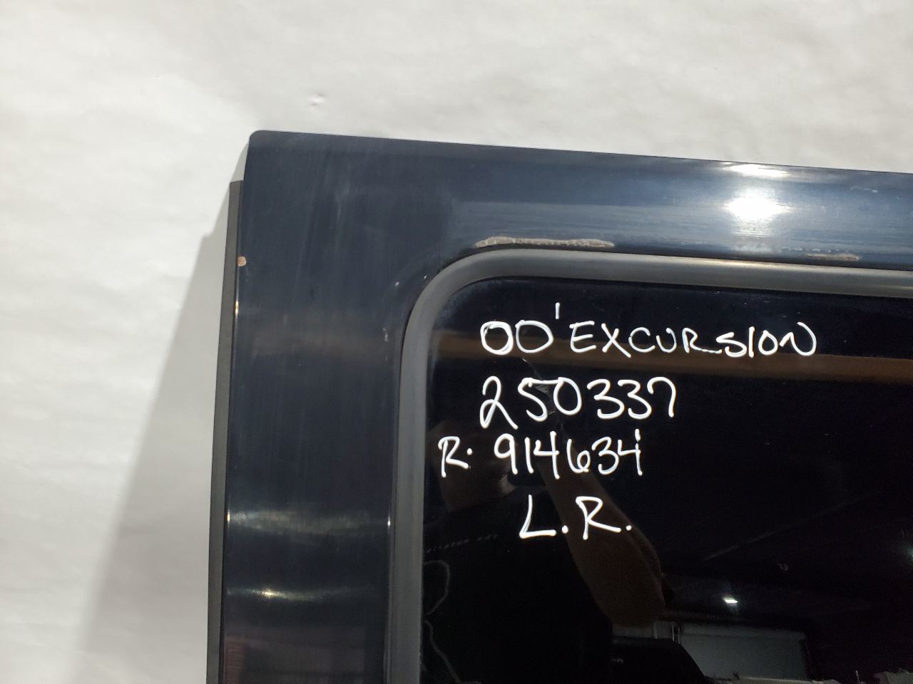 2000 2001 2002 2003 2004 2005 Ford Excursion XLT OEM Rear Left Door UA Black  Item image 6