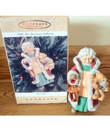 Mrs. Claus Folk Art 1996 Hallmark Keepsake Christmas Ornament Showcase - $136.66 MXN