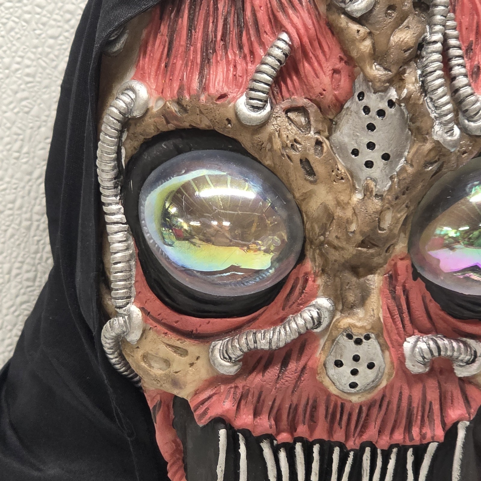Easter Unlimited Fun World Alien Cyborg Fallout Victim Halloween Mask Bubble Eye Item image 2