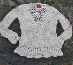 Y2k ISDA &amp; Co crocheted Sweater Drapey V-nec Pullover Top Juniors XL-Vin... - $32.70
