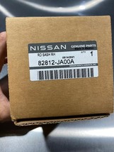08-12 Nissan Altima Right Rear Blackout Tape P/N 82812-JA00A Genuine Oem Part - £19.67 GBP