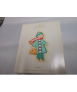 Hallmark Keepsake &quot;Mom&quot; 2007 Ornament NEW - $10.02 CAD