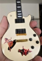 Steve Jones (Sex Pistols) Rétro Filles 1:4 Échelle Réplica Guitare ~ Neuf - £31.06 GBP