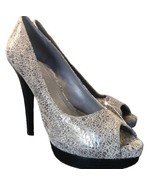 BCBGeneration gray crackle look Fabric Platform heels Women’s Size 7.5 BCBG - £19.34 GBP