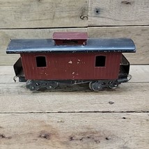 Lionel Pre War 822 Caboose Maroon &amp; Black O Gauge Used Shape - $9.85