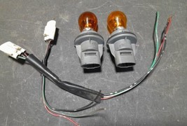 2x Turn Signal Corner Light Bulb + Socket &amp; Connector Accord Civic Element TSX - £20.96 GBP