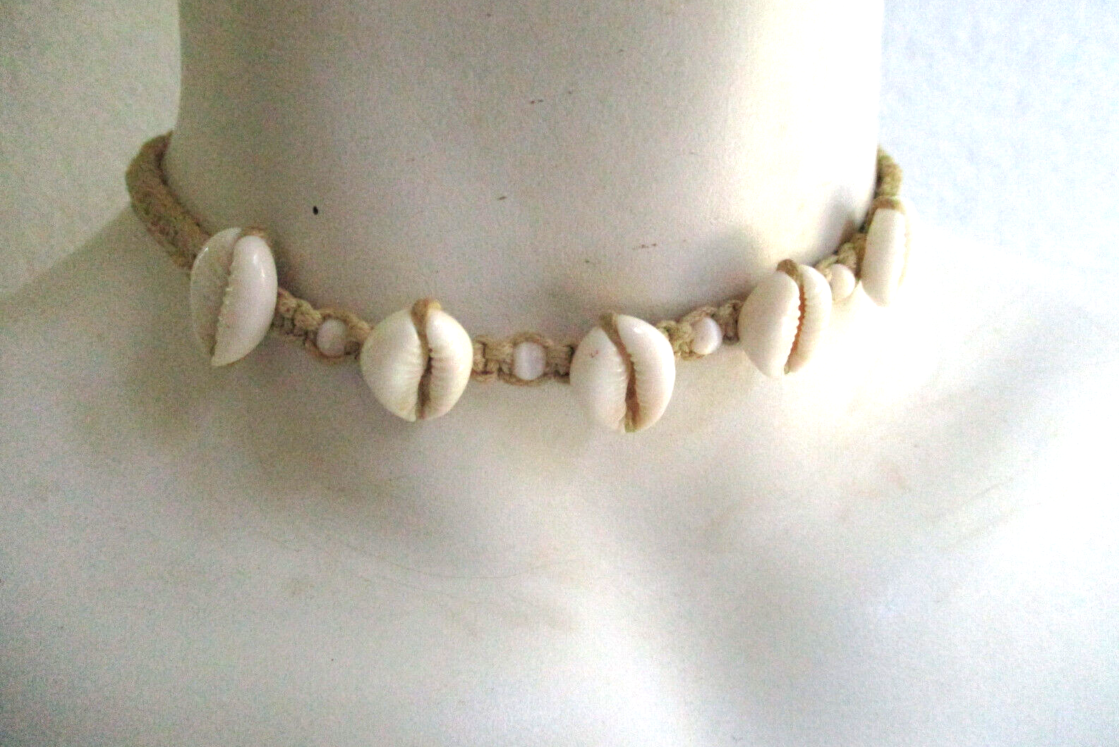 Primary image for Cowrie Shell Macrame Surfer Necklace Choker 14.5" Vintage Hemp Cord