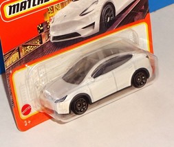 Matchbox 2023 MBX Metro #89 Tesla Model Y White Short Card - £2.72 GBP