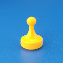 Clue Colonel Mustard Yellow Token Meeple Pawn Mover Replacement Game Piece 1997 - £1.82 GBP