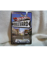Hot Wheels Boulevard. 55 Corvette. 2012. Ages 8+.  - $397.09 MXN