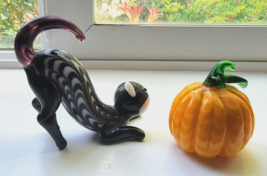 Damaged Lenox Halloween Black Cat &amp; Pumpkin Hand Blown Glass Damaged - £10.47 GBP