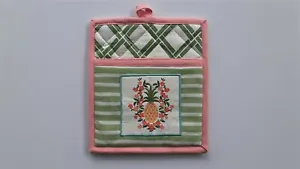 New Design Imports Pineapple Cotton Quilted Pocket Pot Holder - £8.99 GBP