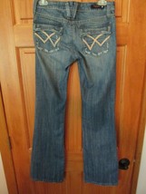 VIGOSS Blue Jeans P1092 Double Snap Flap Embellished Pockets 27 Distressed EUC - £31.93 GBP